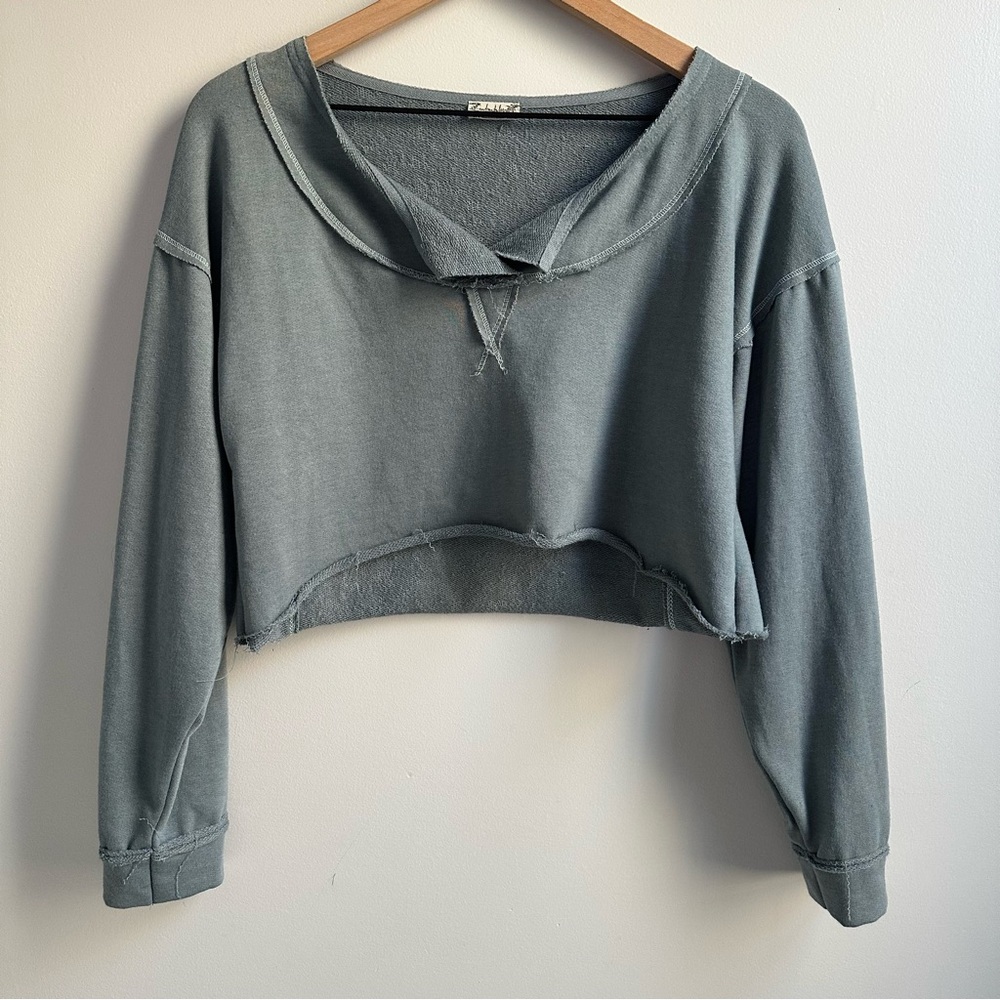 Free People Intimately Slouchy Cropped V-Neck Sweatshirt Top Small